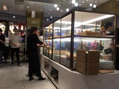 -奈雪的茶(湖滨银泰in77C区PRO店)