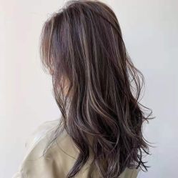 -慕名造型