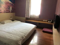 -文星酒店(广州北京路步行街海珠广场地铁站店)