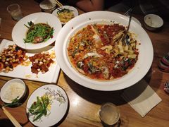-小三峡食府(西五路店)