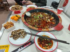 -烧哥美蛙肥肠鱼火锅·十五年社区店