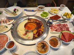-周师兄大刀腰片火锅(磁器口直营店)
