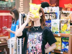 -全家便利店(襄阳南路店)