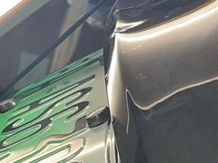 -鲨鱼皮汽车凹陷玻璃修复(静安店)