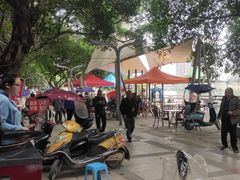 -平安桥张氏肥肠粉