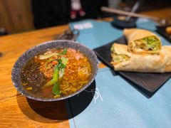 -八月美食小馆(银泰城总店)