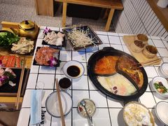 -卤校长重庆老火锅(南岗万达店)