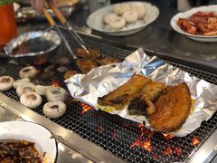 -马路牙子烧烤音乐酒馆(望京店)
