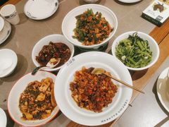 -山涧肴·湘味家肴(松岗满纷天地店)
