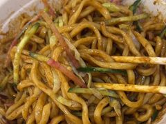 -黑八私房老北京炸酱面