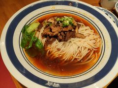 -霸蛮湖南菜·牛肉粉(荣京西街店)