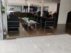 -上海伟杰·捷豹路虎4S店(闵行店)