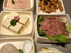 -海底捞火锅(海宁路店)