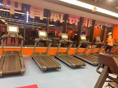 -锐菲特游泳体育健身中心(滨江店)