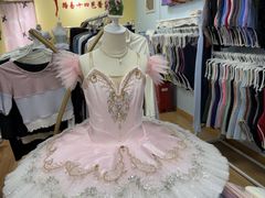 -上海路易十四芭蕾良品舞蹈用品店(美丽华商务中心店)