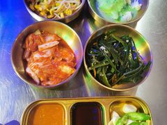 -釜山火炉·海鲜烤肉(紫藤路店)