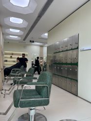 点击看大图 -八佰伴8008星级形象店