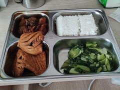 -上海市普陀区中心医院