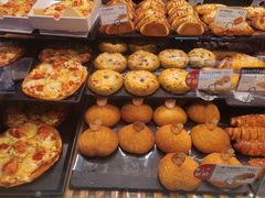 -巴黎贝甜(大宁国际商业广场店)