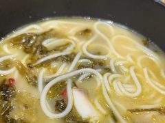 -灵芝妹子海鲜米线(凯德和平广场店)