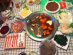 -山悦里 山野·鲜火锅(罗斯福广场店)