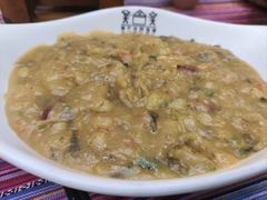 -香巴拉云南餐厅(华莱坞店)