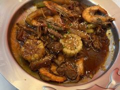 -徐记小怪兽肉蟹煲(中央大街店)