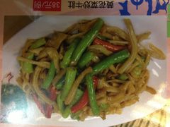 黄花菜炒牛肚-绿岛酒楼(小海地店)