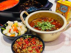 -钢管厂五区小郡肝串串香火锅(梅川路店)