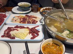 -乡土黄·鲜牛肉火锅·小龙虾(兴业街店)