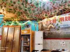 -武氏皖北网红三胖地锅鸡(桐城路店)
