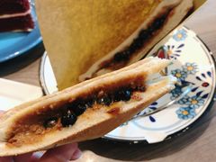 -Benjamin Browns Bistro & Bakery