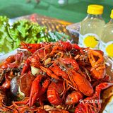 在日照过夏天怎么能少得了烧烤和小龙虾🦞！