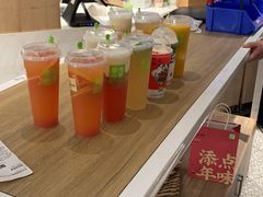 -奈雪的茶(湖滨银泰in77C区PRO店)