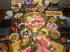 -铭牛烧肉·和牛海鲜自助(高新月牙湖店)