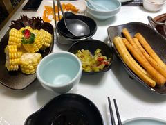-洪氏嗨捞·猪肚鸡火锅(阳光天地店)