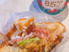 -85度C(生甜甜圈研究工坊·上海平凉店)