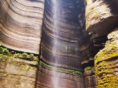 -梭布垭石林景区