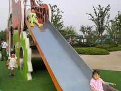 -季高兔窝窝亲子园(上海薰衣草公园店)