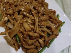 -粤盛海鲜平价店(洛溪食街店)