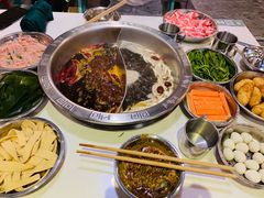 -憨铁匠老火锅(龙岗万科里店)