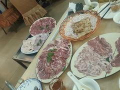 -华哥新鲜猪精品美食