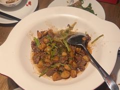 -爱碗亭·鲜炒湖南菜(壹城中心店)