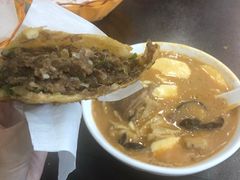 -方中山胡辣汤(成都首店)