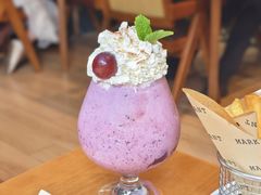 -Mark&Mars Restaurant