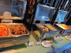自助取餐区-唐拉雅秀酒店-西锦汇空中BBQ·思创餐厅
