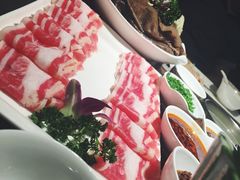 -泓炙颐凤鲜海鲜火锅料理(桐乡店)