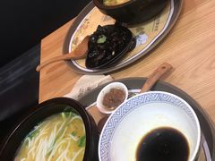 -妈妈故事米线(市府恒隆店)