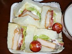 BBQ手撕猪肉帕尼尼三明治-HELLO 27 意面·沙拉·帕尼尼