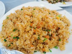 招牌海胆炒饭-皓景海鲜·地标美食(双月湾店)